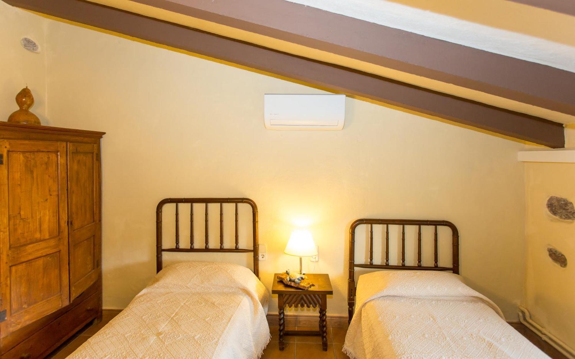Turismo Rural Can Massot Darnius Exterior photo