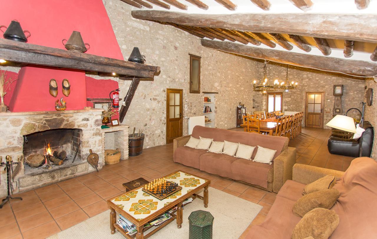 Turismo Rural Can Massot Darnius Exterior photo